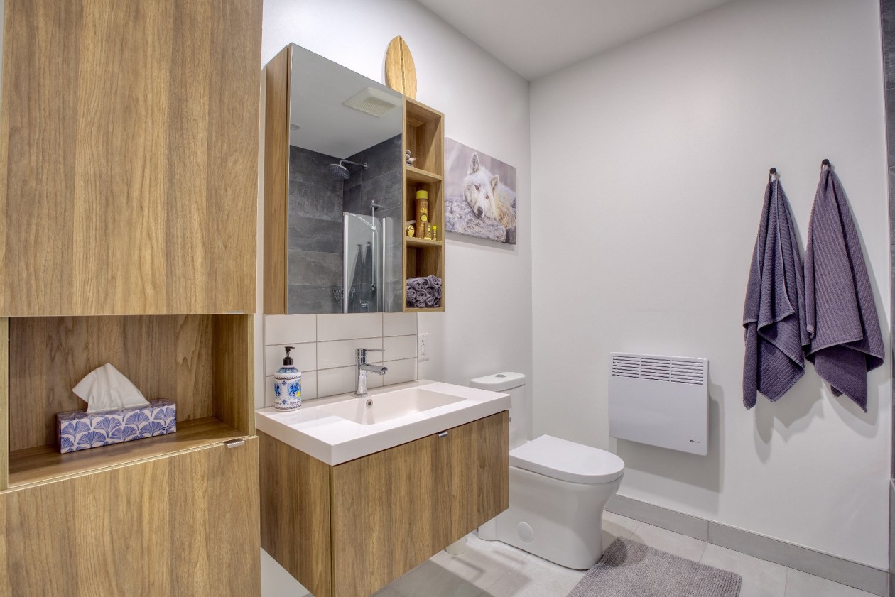 Salle de bains — 281, Ch. des Diligences, 102, Bromont, J2L0R2, Bromont