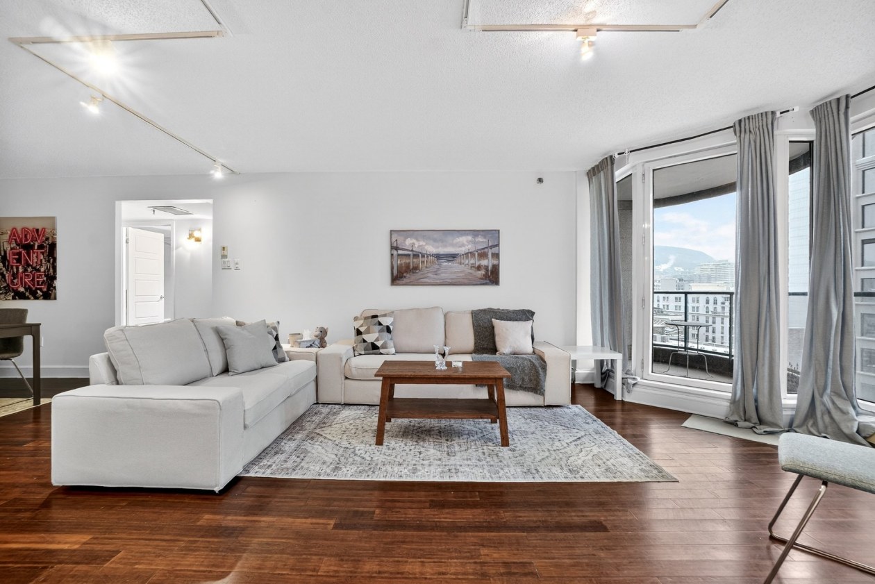 1625, Av. Lincoln