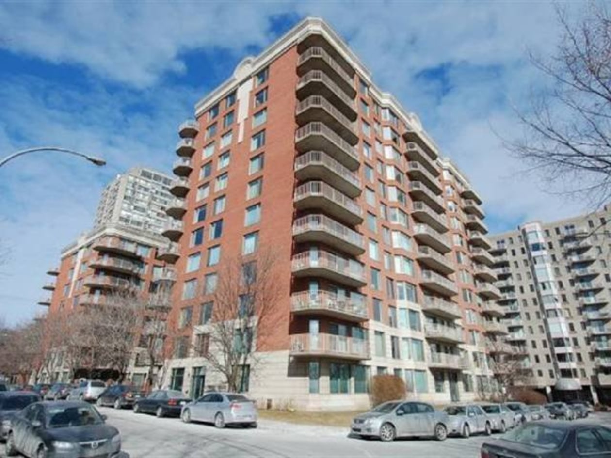 1070, Rue St-Mathieu