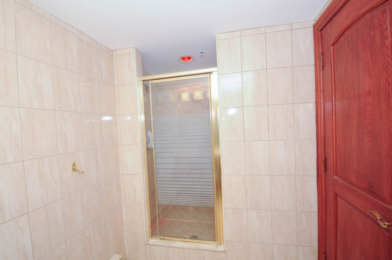 Salle de bains — 1070, Rue St-Mathieu, 1205, Montréal (Ville-Marie), H3H2S8, Montréal (Ville-Marie)