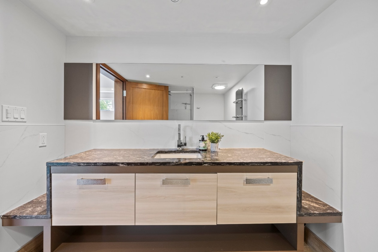 Salle de bains — 210, Ch. de la Rive-Boisée, Saint-Ignace-de-Loyola, J0K2P0, Saint-Ignace-de-Loyola