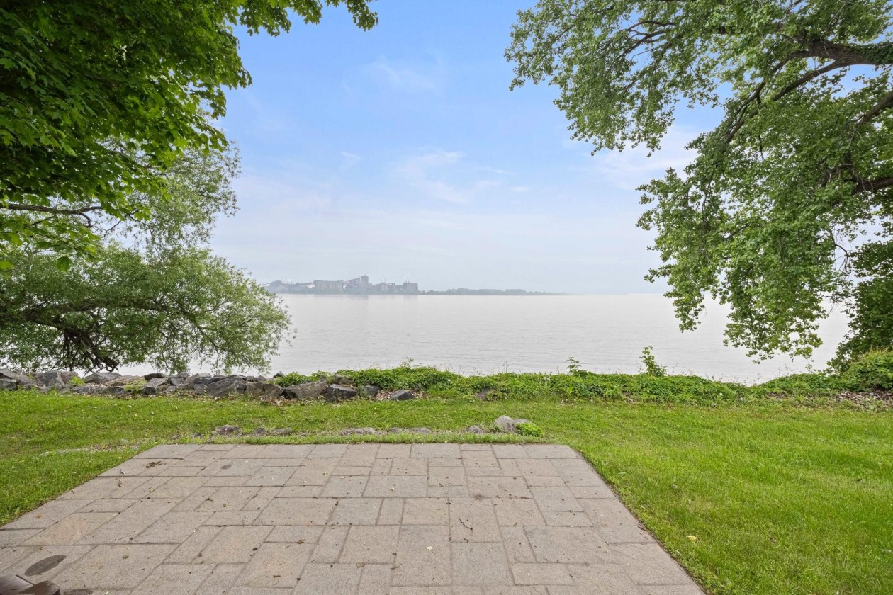 Bord de l'eau — 210, Ch. de la Rive-Boisée, Saint-Ignace-de-Loyola, J0K2P0, Saint-Ignace-de-Loyola