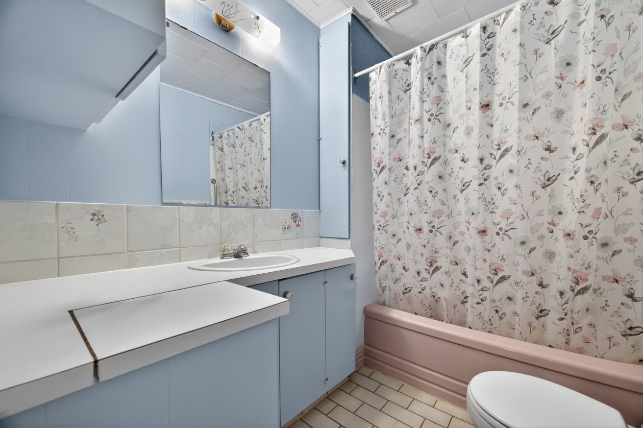 Salle de bains — 173 - 175, Rue Blais, Rimouski, G5L2Z5, Rimouski