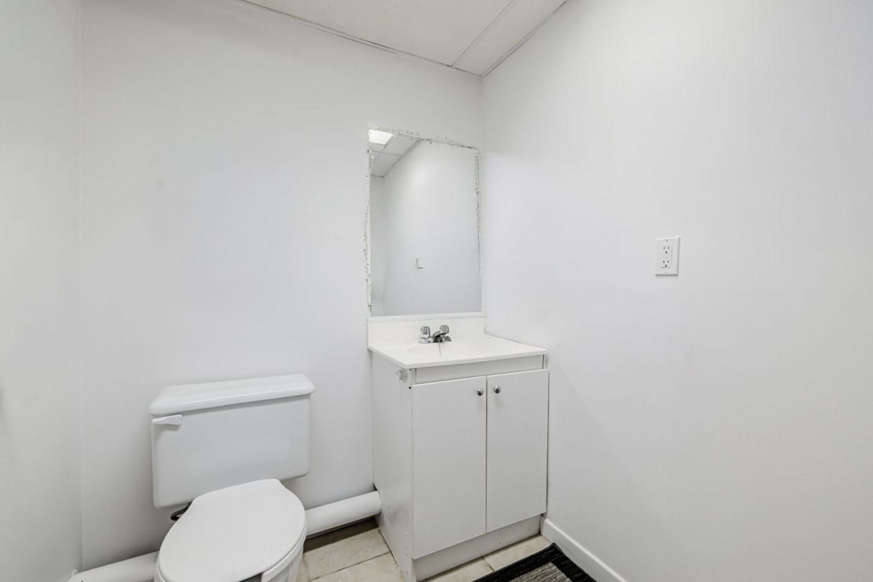 Salle de bains — 2, Rue Ste-Marie, Saint-Jean-de-Dieu, G0L3M0, Saint-Jean-de-Dieu