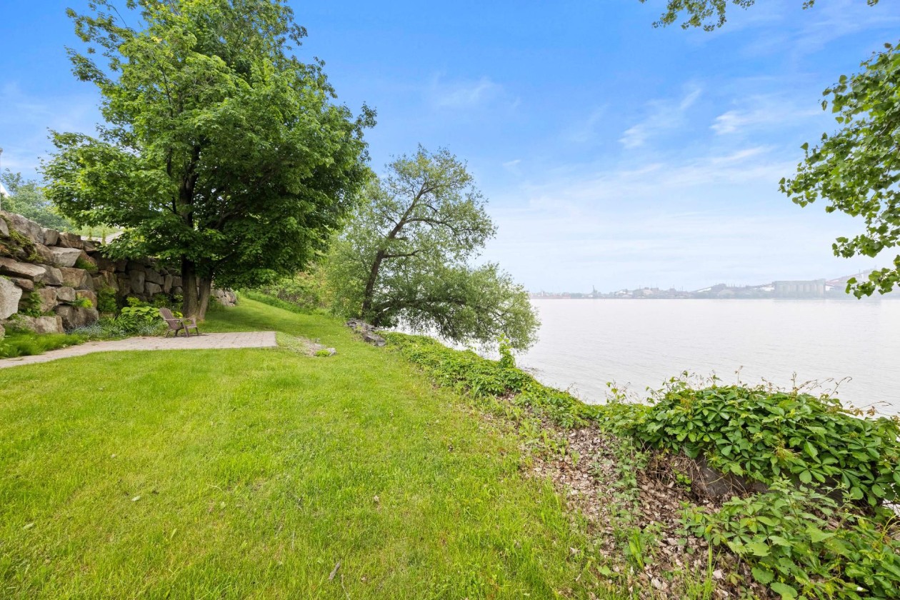 Bord de l'eau — 210, Ch. de la Rive-Boisée, Saint-Ignace-de-Loyola, J0K2P0, Saint-Ignace-de-Loyola