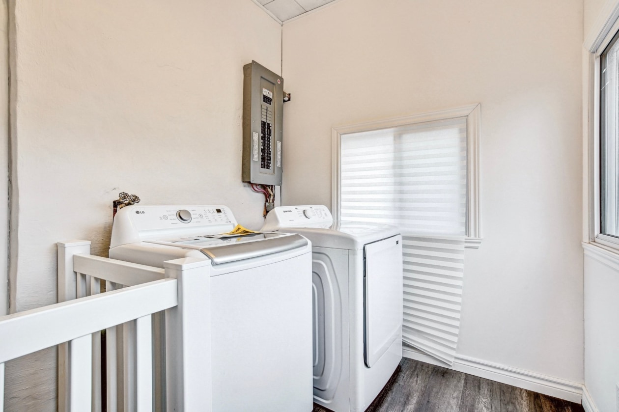 Salle de lavage — 785, 2e Avenue, Montréal (Lachine), H8S2T5, Montréal (Lachine)