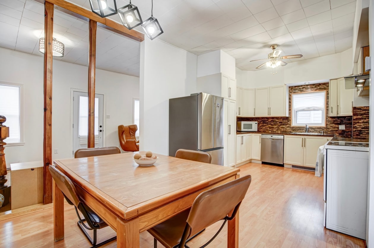 Salle à manger — 785, 2e Avenue, Montréal (Lachine), H8S2T5, Montréal (Lachine)