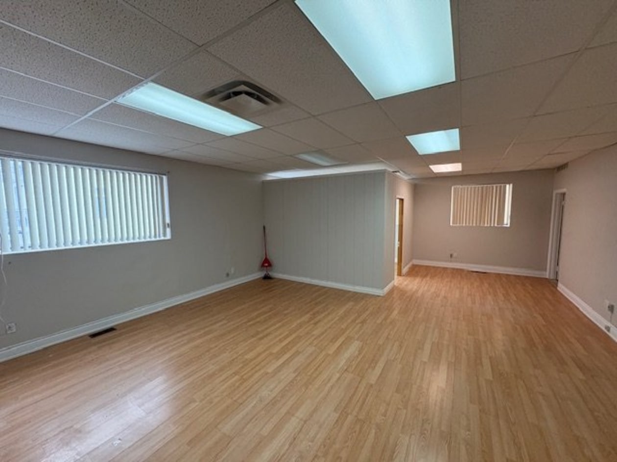 313, Av. Dorval