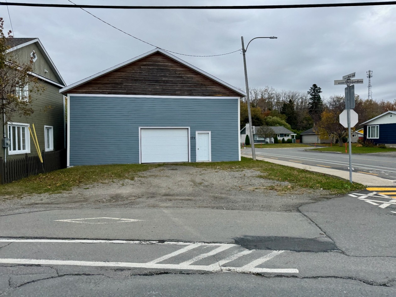 179, Av. Desjardins