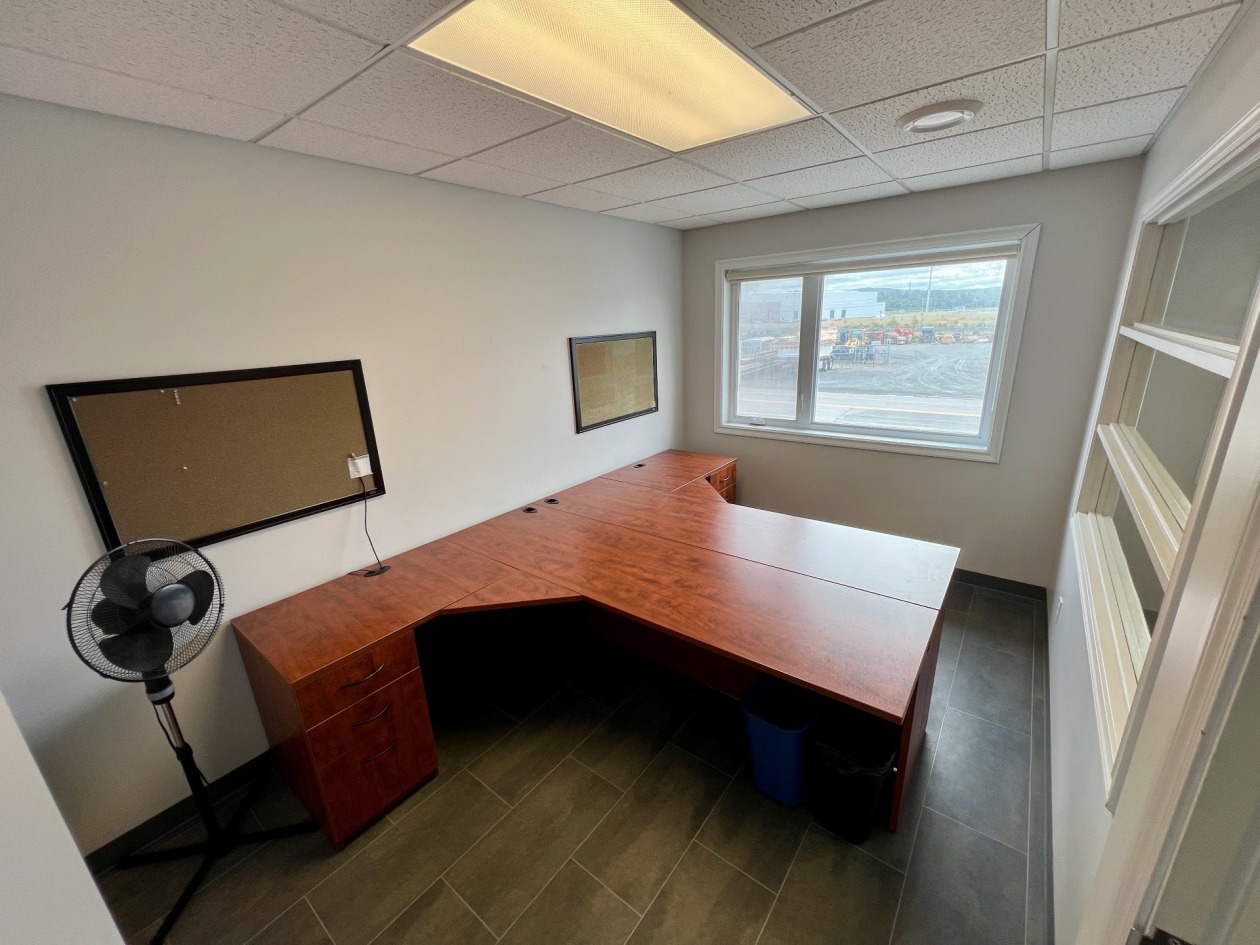 Bureau — 126, Rue Savard, Matane, G4W0J3, Matane