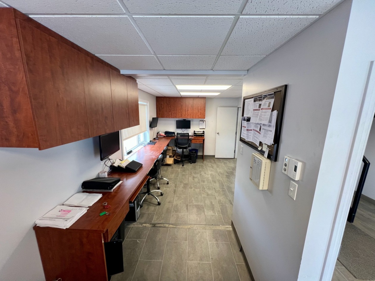Bureau — 126, Rue Savard, Matane, G4W0J3, Matane