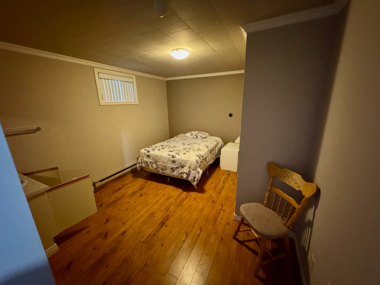 Chambre à coucher — 203, Rue Druillettes, Matane, G4W2B6, Matane