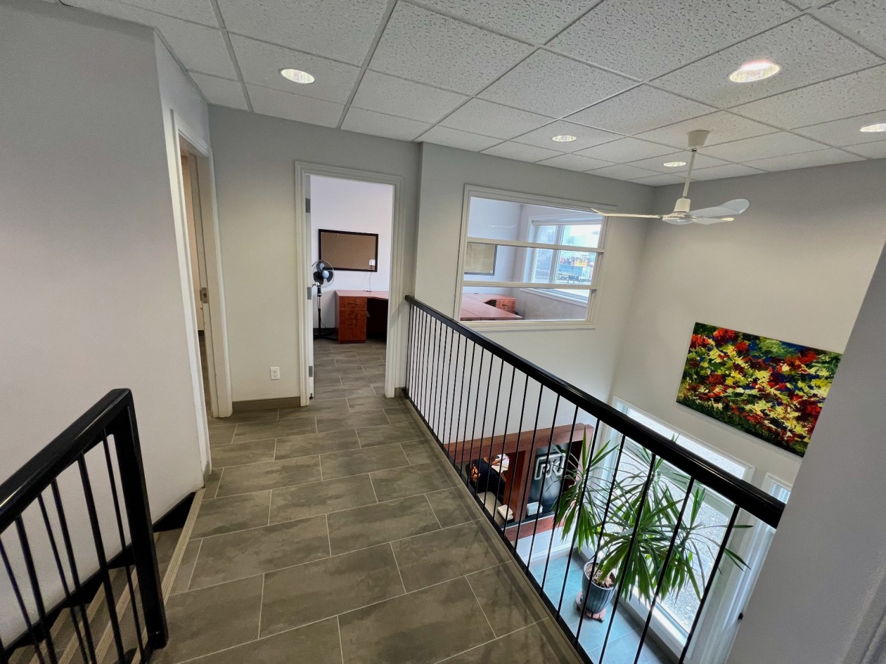 Corridor — 126, Rue Savard, Matane, G4W0J3, Matane