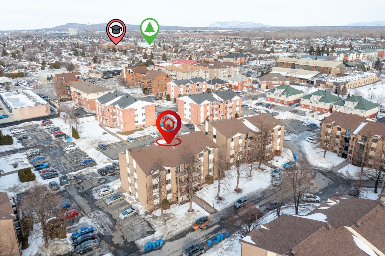 Photo aérienne — 6080, Rue Lise-Charbonneau, 204, Longueuil (Saint-Hubert), J3Y8M9, Longueuil (Saint-Hubert)