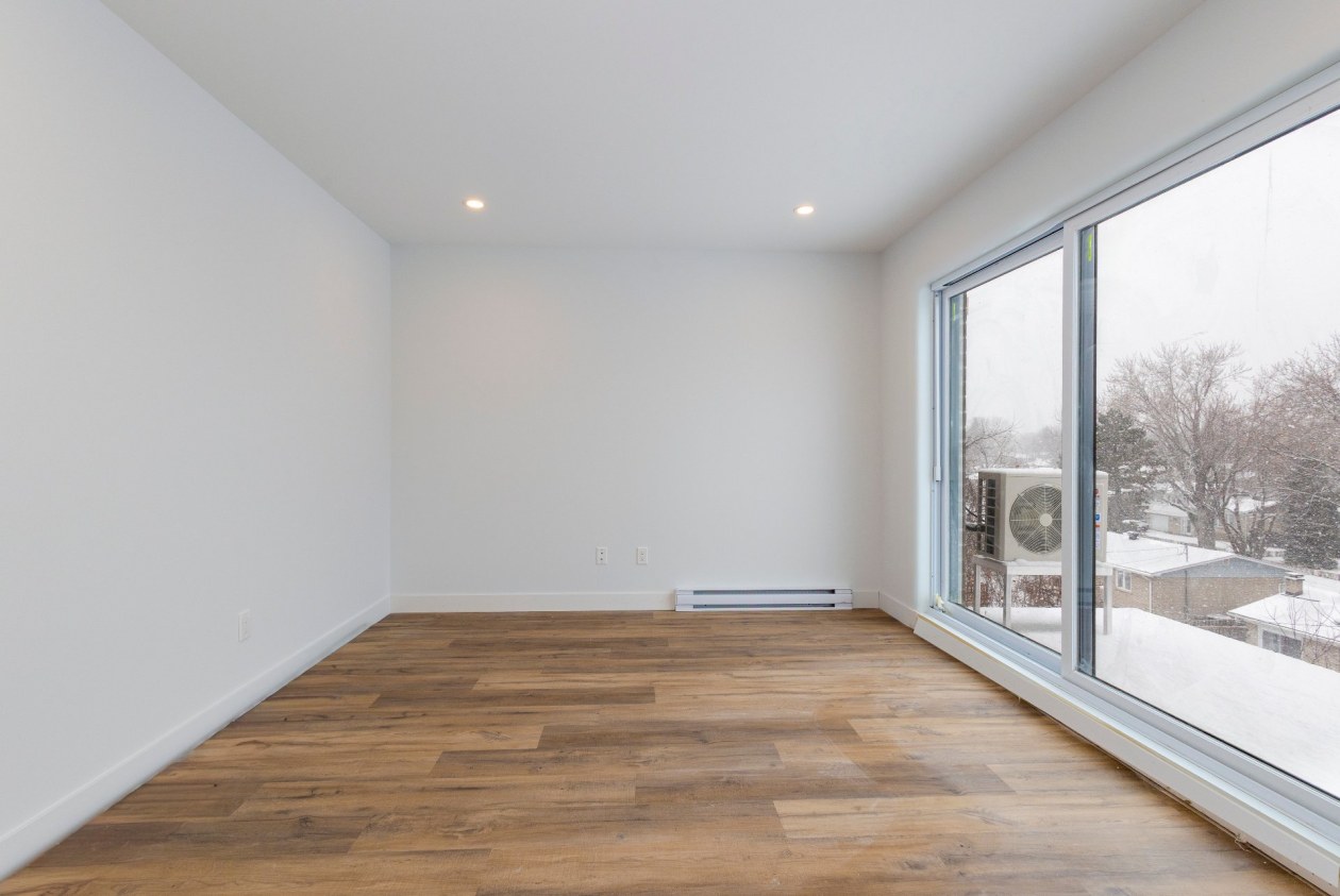 Salon — 116, Rue Principale, 401, Châteauguay, J6J3H1, Châteauguay