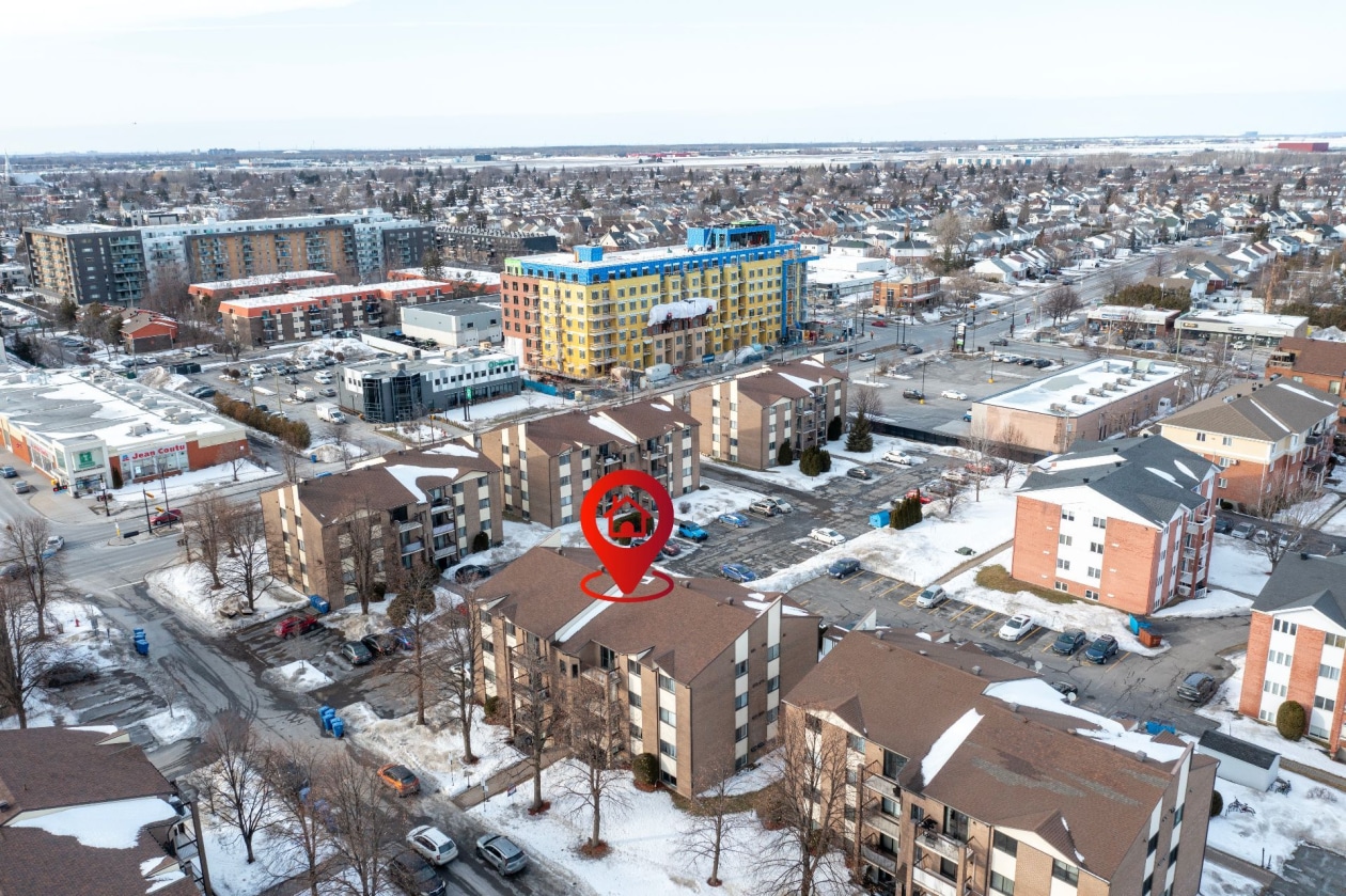 Photo aérienne — 6080, Rue Lise-Charbonneau, 204, Longueuil (Saint-Hubert), J3Y8M9, Longueuil (Saint-Hubert)