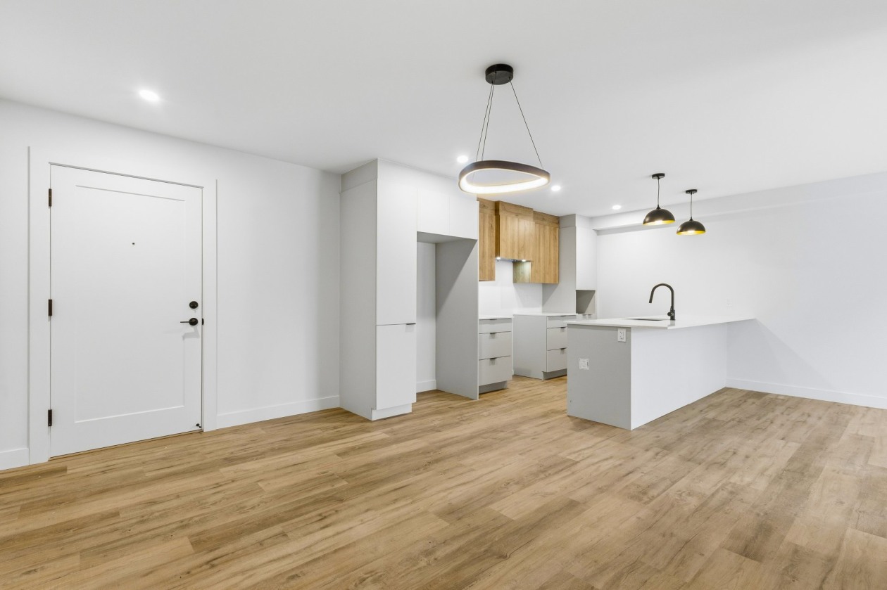 Salle à manger — 116, Rue Principale, 304, Châteauguay, J6J3H1, Châteauguay