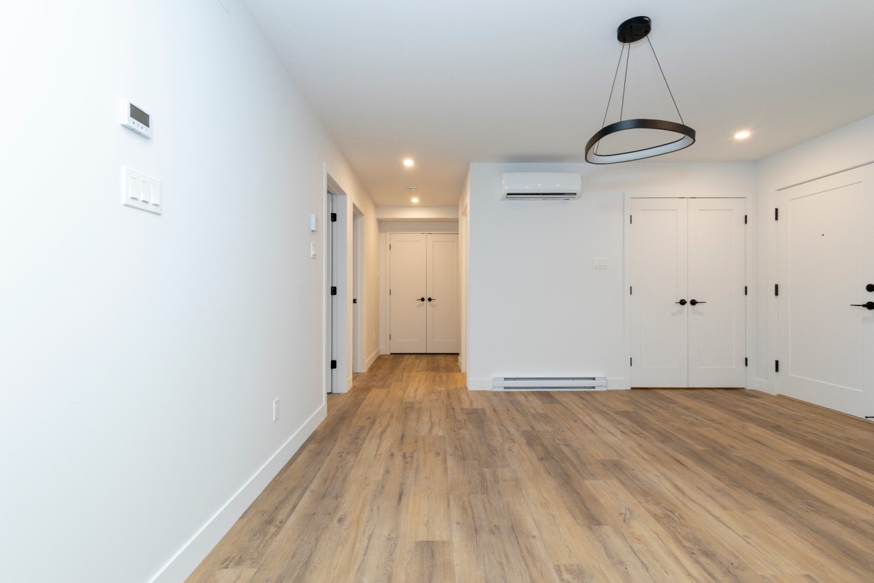 Salle à manger — 116, Rue Principale, 304, Châteauguay, J6J3H1, Châteauguay