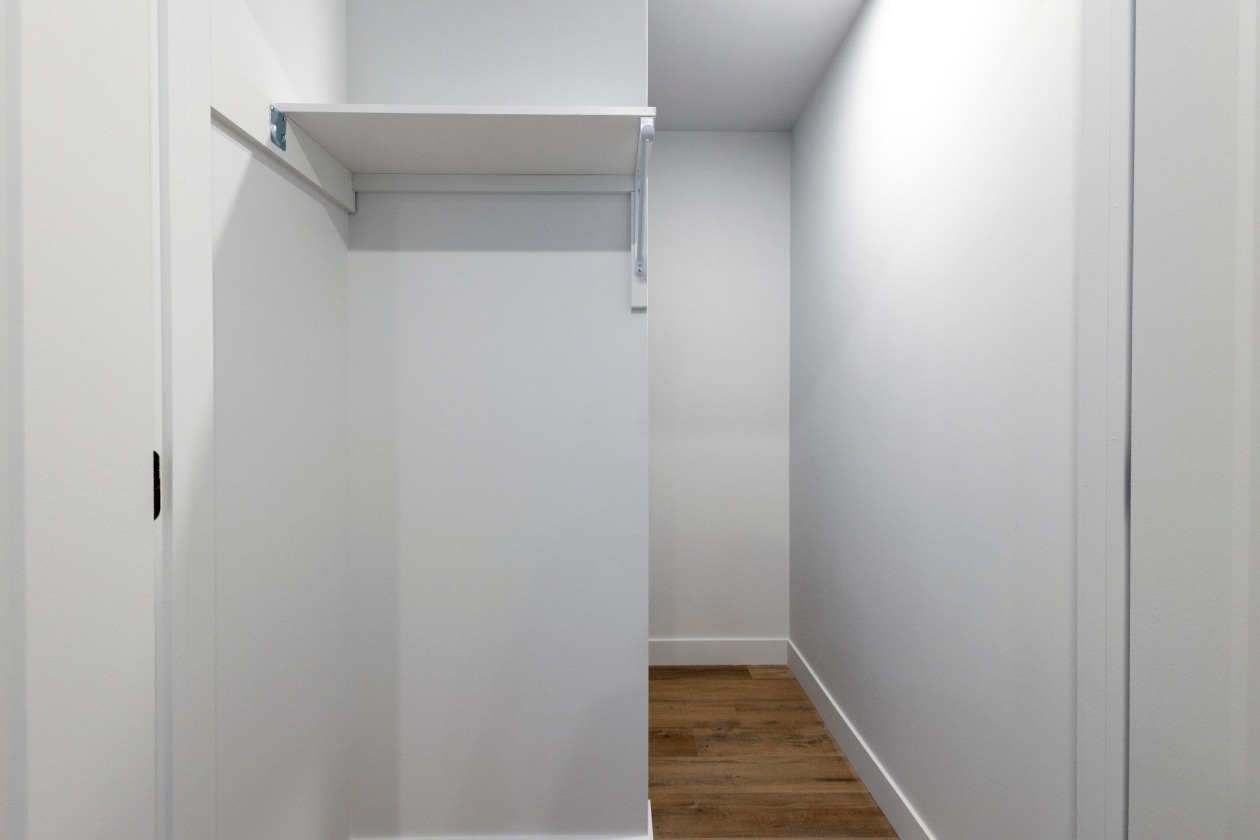 Rangement — 116, Rue Principale, 304, Châteauguay, J6J3H1, Châteauguay