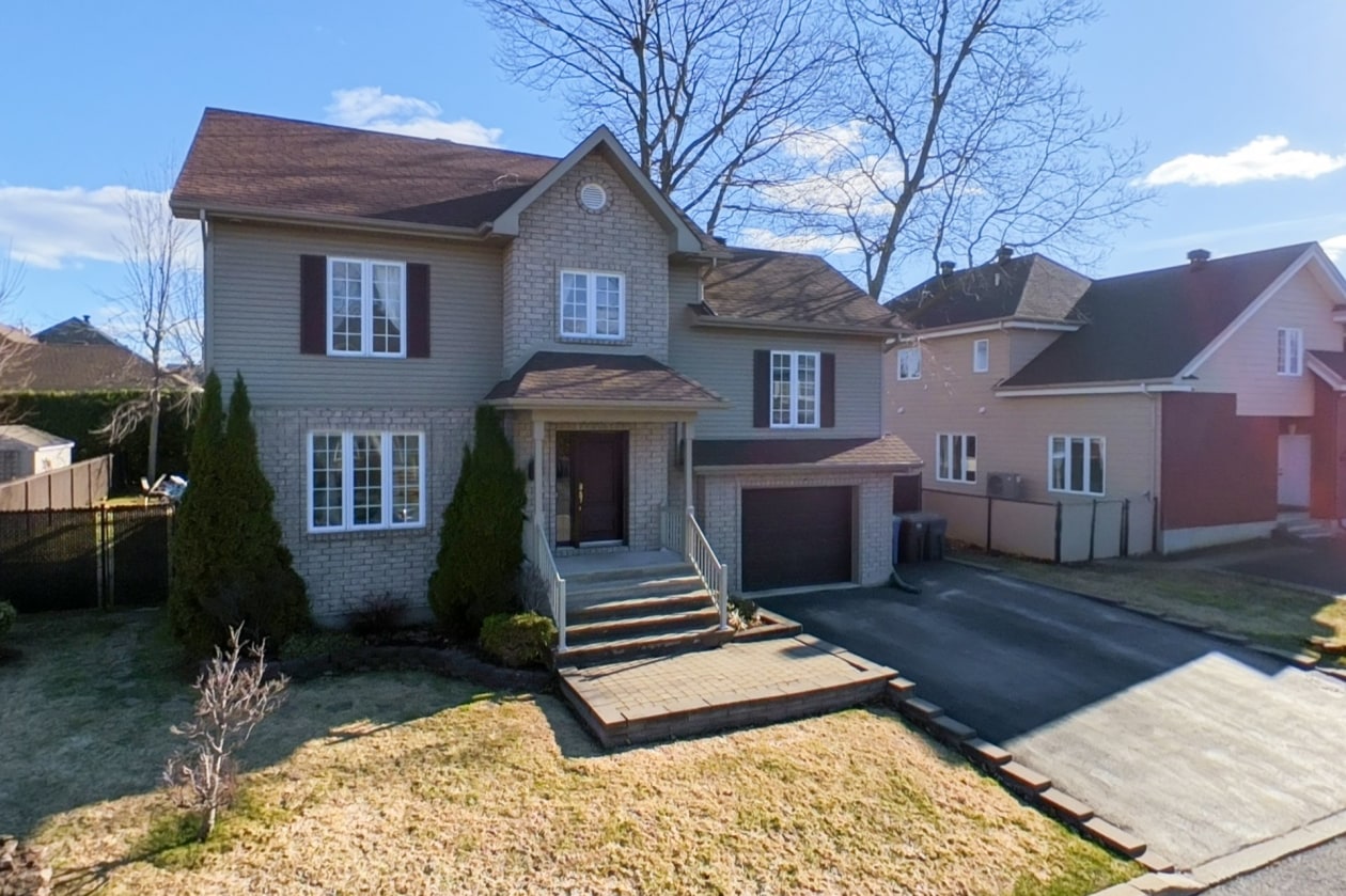 Façade — 2, Place des Ormes, Châteauguay, J6J6B5, Châteauguay