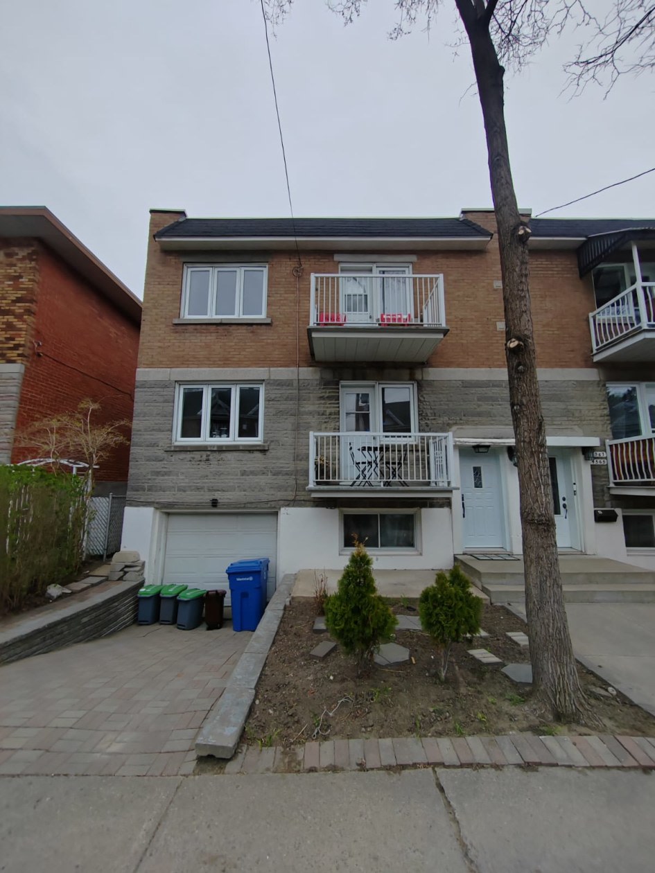 4577 Av. Charlemagne — photo 1
