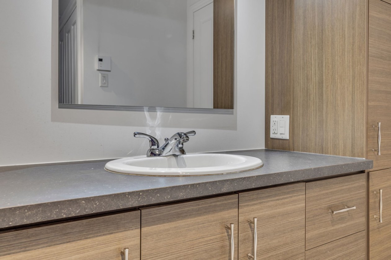 Salle de bains — 1439, Rue St-Jacques, B, L'Ancienne-Lorette, G2E2X6, L'Ancienne-Lorette