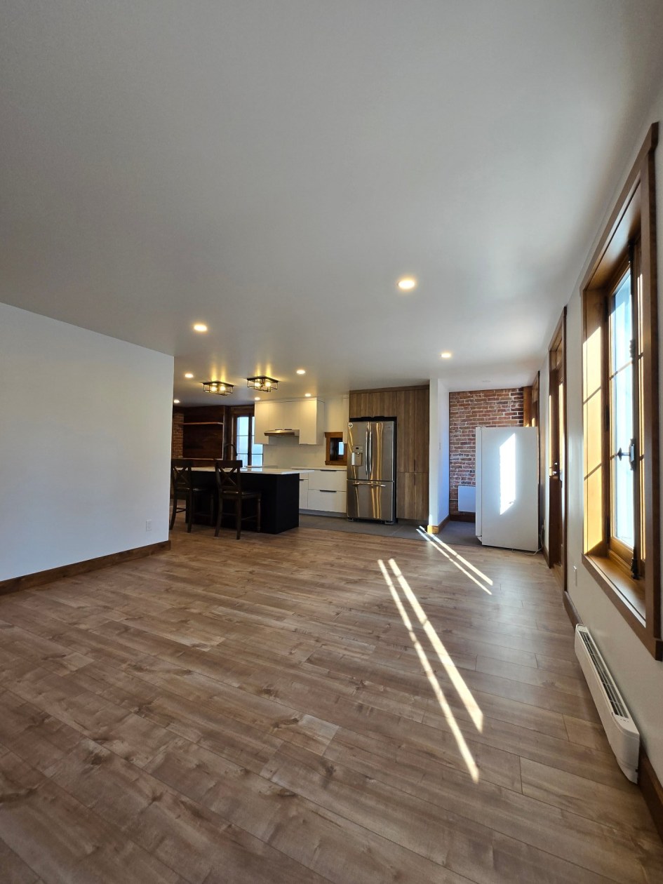 Salon — 540, Rue Niverville, Trois-Rivières, G9A2A2, Trois-Rivières