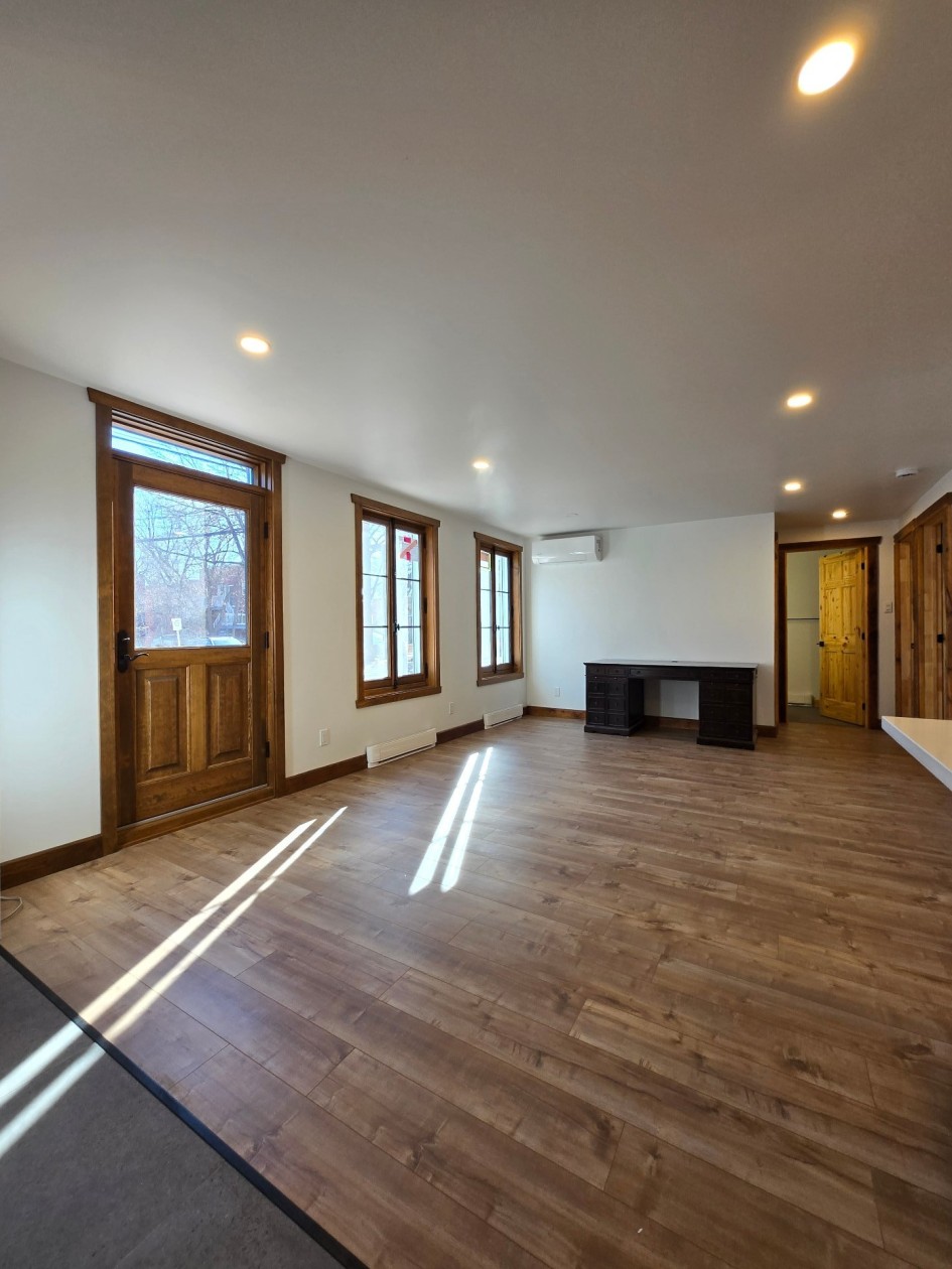 Salon — 540, Rue Niverville, Trois-Rivières, G9A2A2, Trois-Rivières