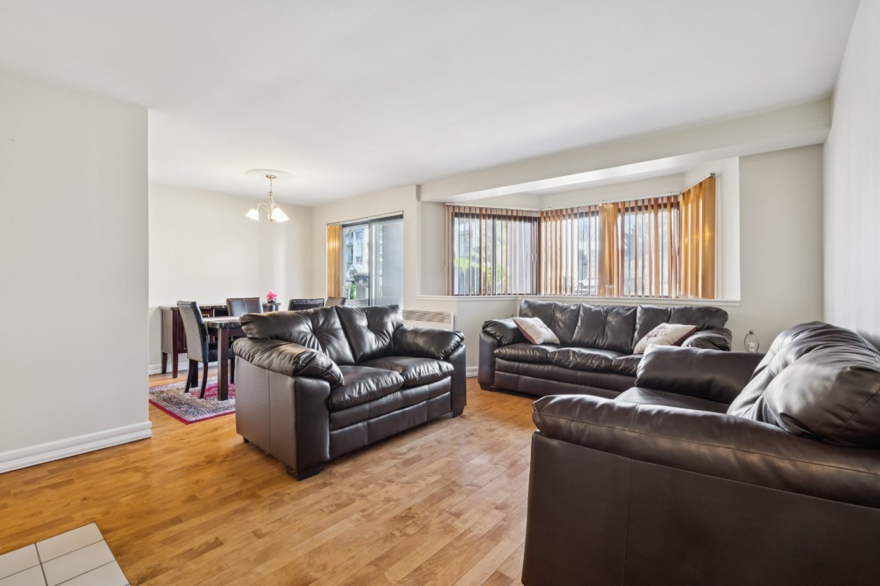 Salon — 11762, Rue Pavillon, 2, Montréal (Pierrefonds-Roxboro), H8Y2Y5, Montréal (Pierrefonds-Roxboro)
