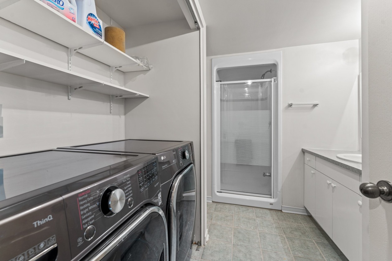 Salle de lavage — 146, Boul. des Châteaux, Blainville, J7B1K9, Blainville