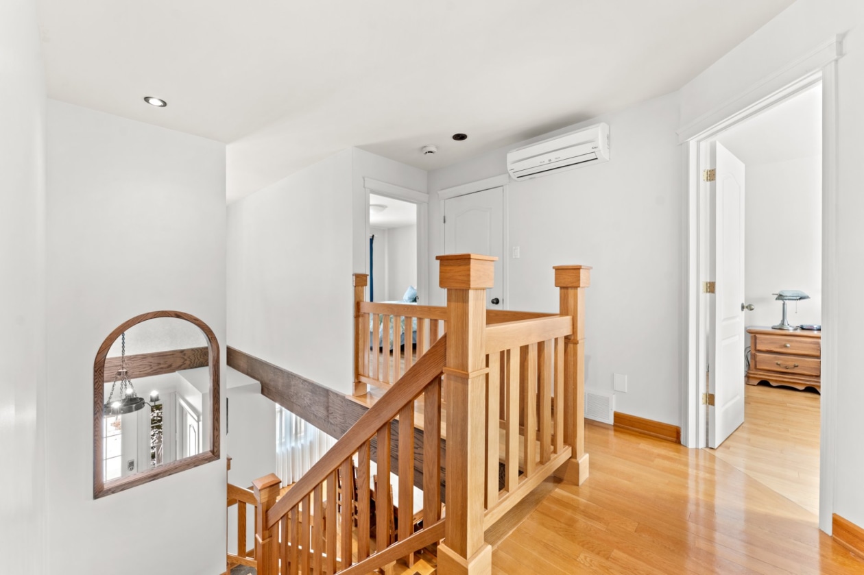 Corridor — 146, Boul. des Châteaux, Blainville, J7B1K9, Blainville