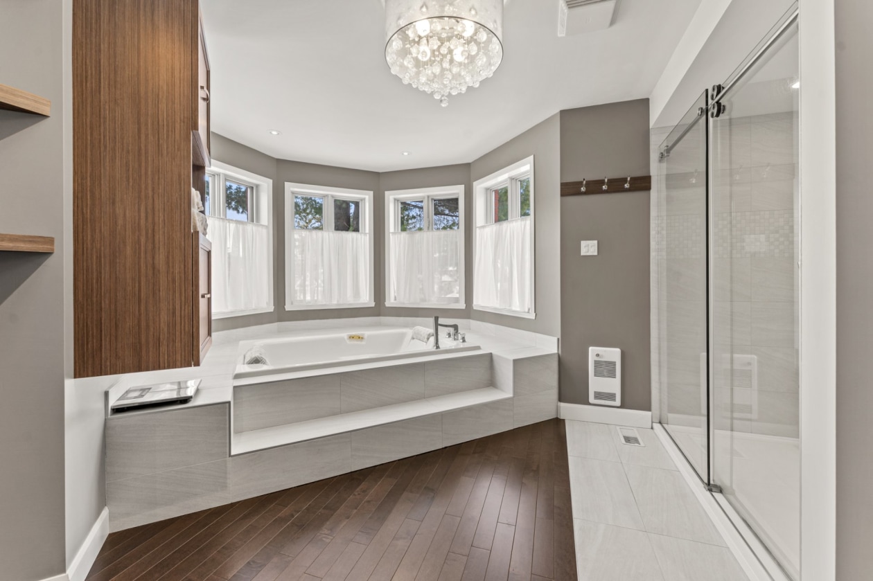 Salle de bains — 146, Boul. des Châteaux, Blainville, J7B1K9, Blainville