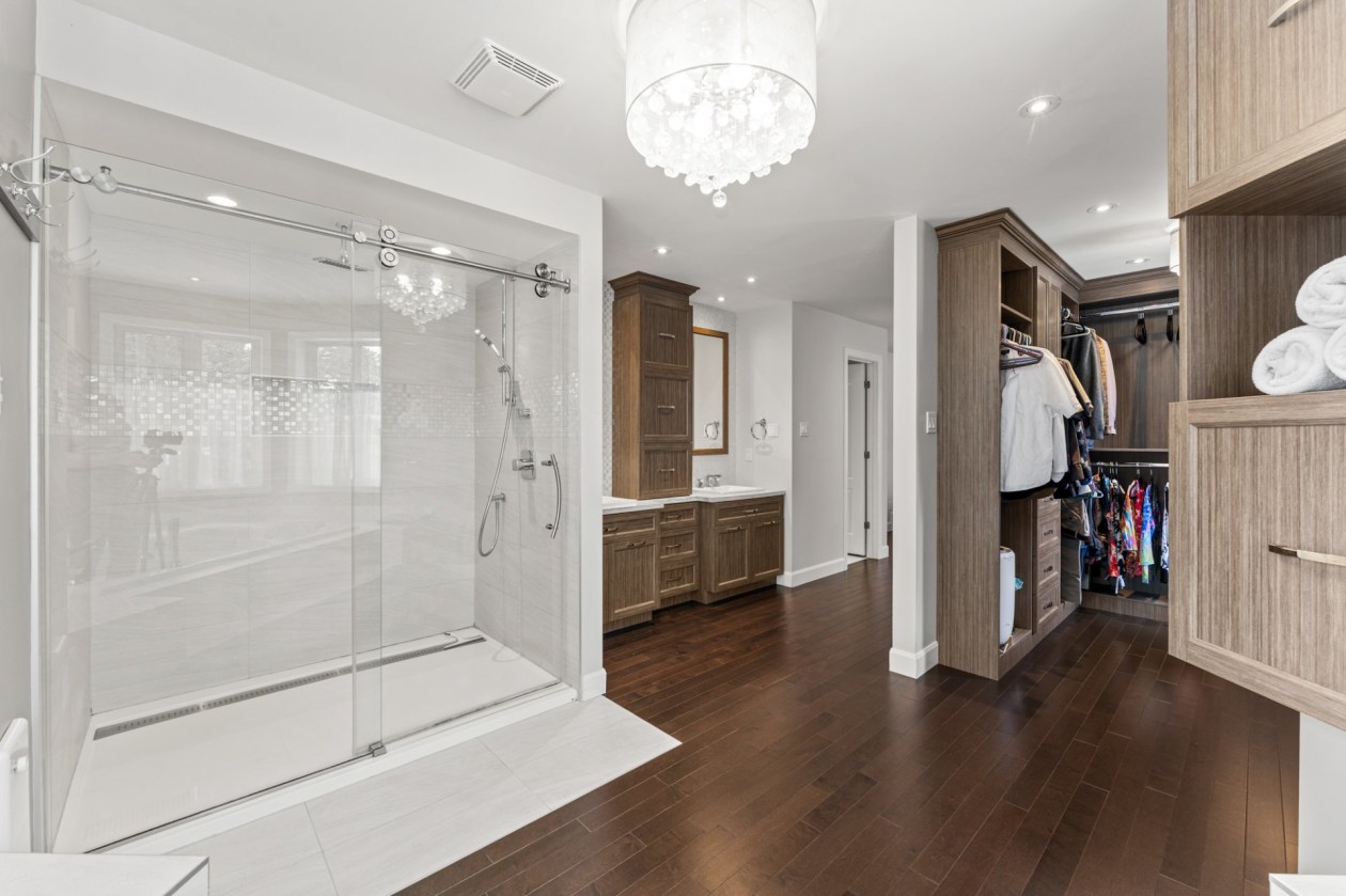 Salle de bains — 146, Boul. des Châteaux, Blainville, J7B1K9, Blainville