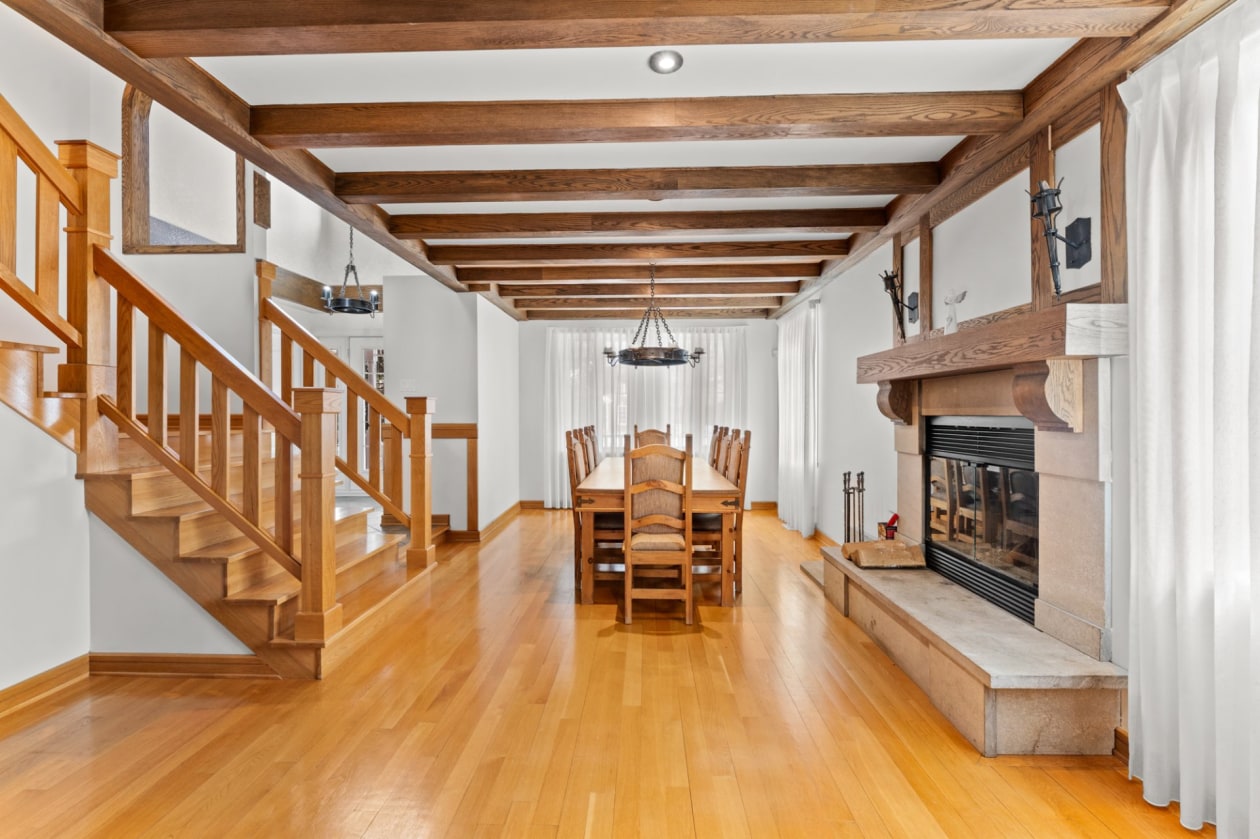 Salle à manger — 146, Boul. des Châteaux, Blainville, J7B1K9, Blainville