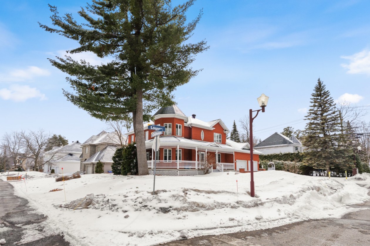 Façade — 146, Boul. des Châteaux, Blainville, J7B1K9, Blainville