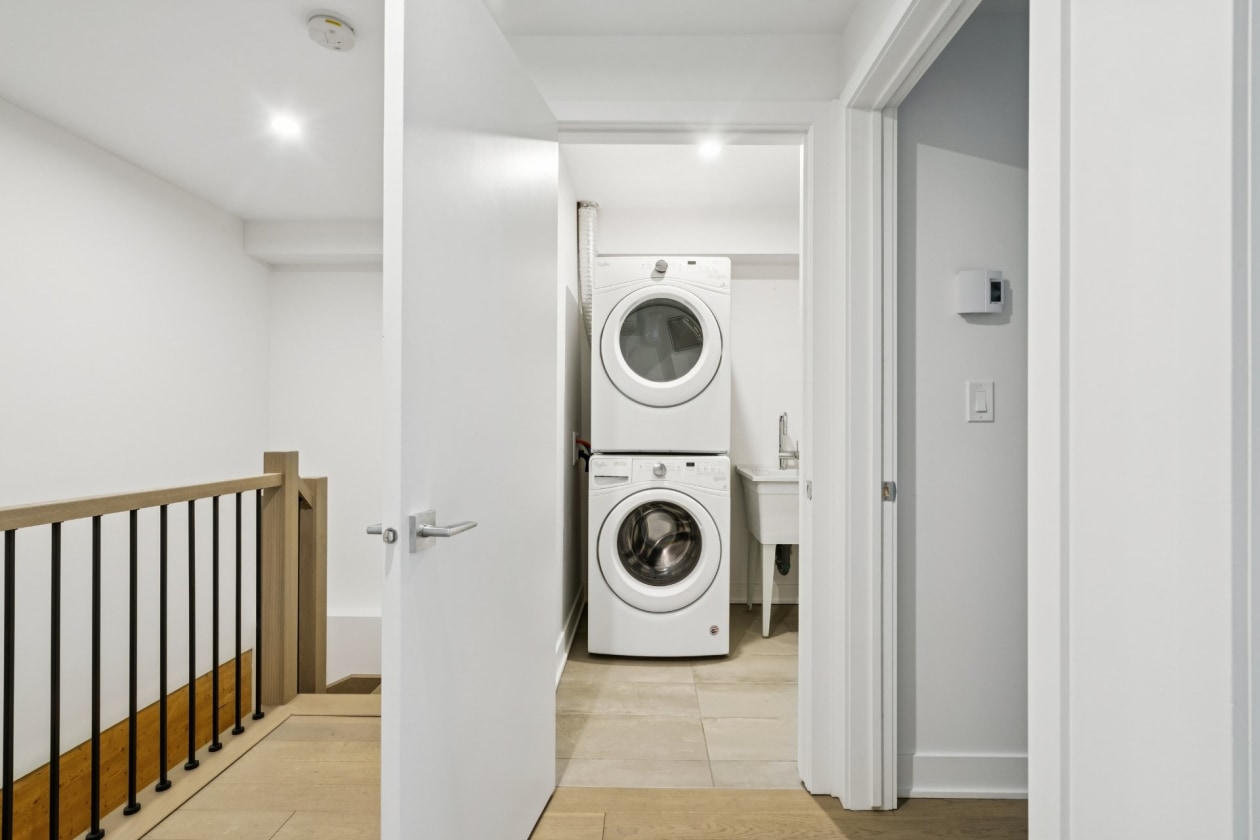 Salle de lavage — 1214, Rue William, Montréal (Le Sud-Ouest), H3C0T5, Montréal (Le Sud-Ouest)