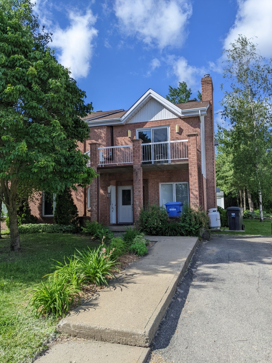 201-76 Rue René-Émard