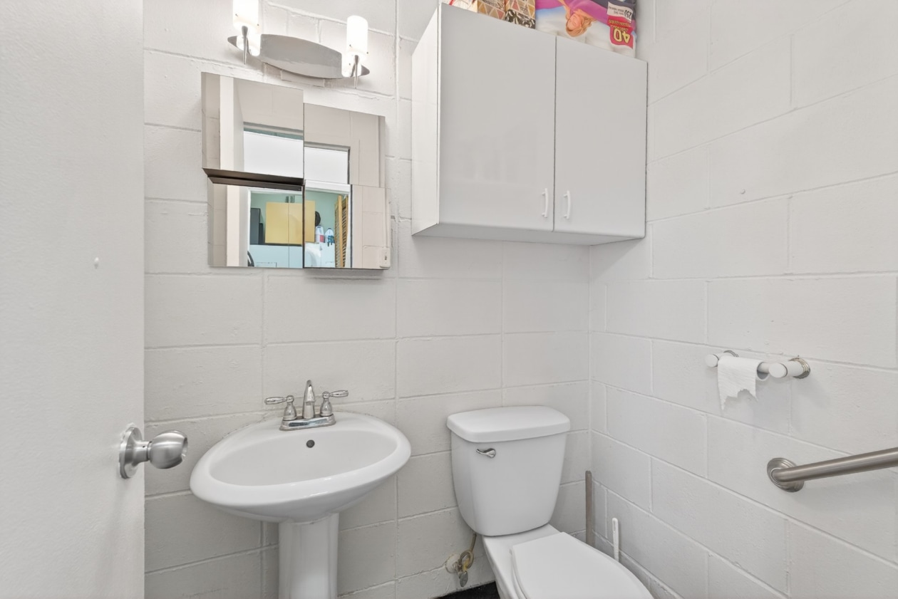 Salle d'eau — 3208, Boul. Neilson, Québec (Sainte-Foy/Sillery/Cap-Rouge), G1W2V8, Québec (Sainte-Foy/Sillery/Cap-Rouge)