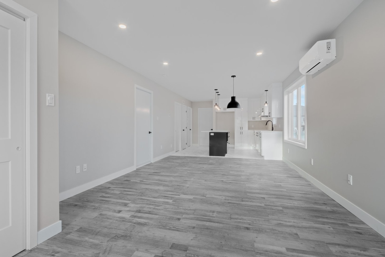 Salon — 472, Rue Marcel-Faucher, Sainte-Croix, G0S2H0, Sainte-Croix