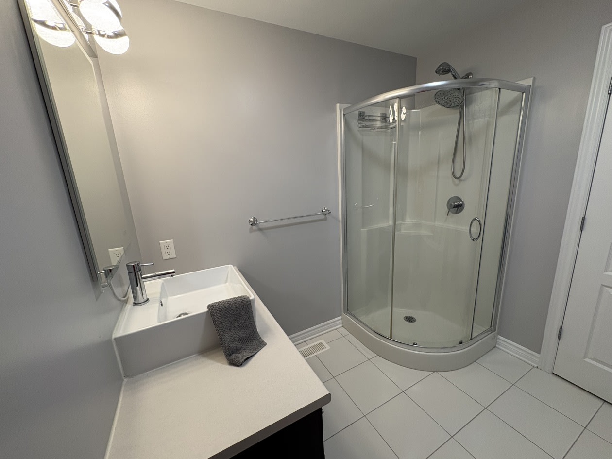 Salle de bains — 79 Rue du Glenbow, Gatineau, J9J 0Z1, Gatineau