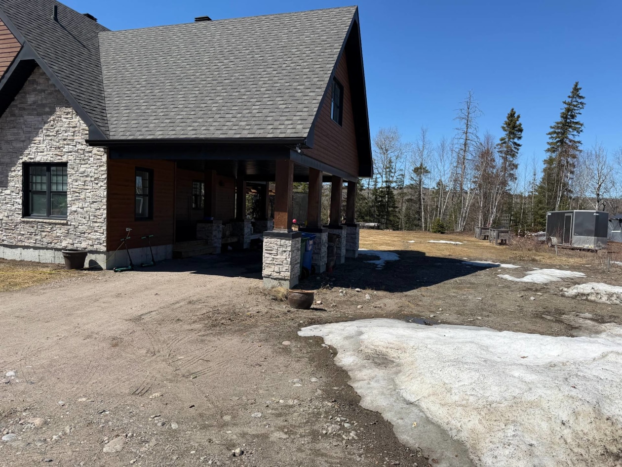 Extérieur — 1982, Ch. du Portage-des-Roches S., Saguenay (Laterrière), G7N1W8, Saguenay (Laterrière)