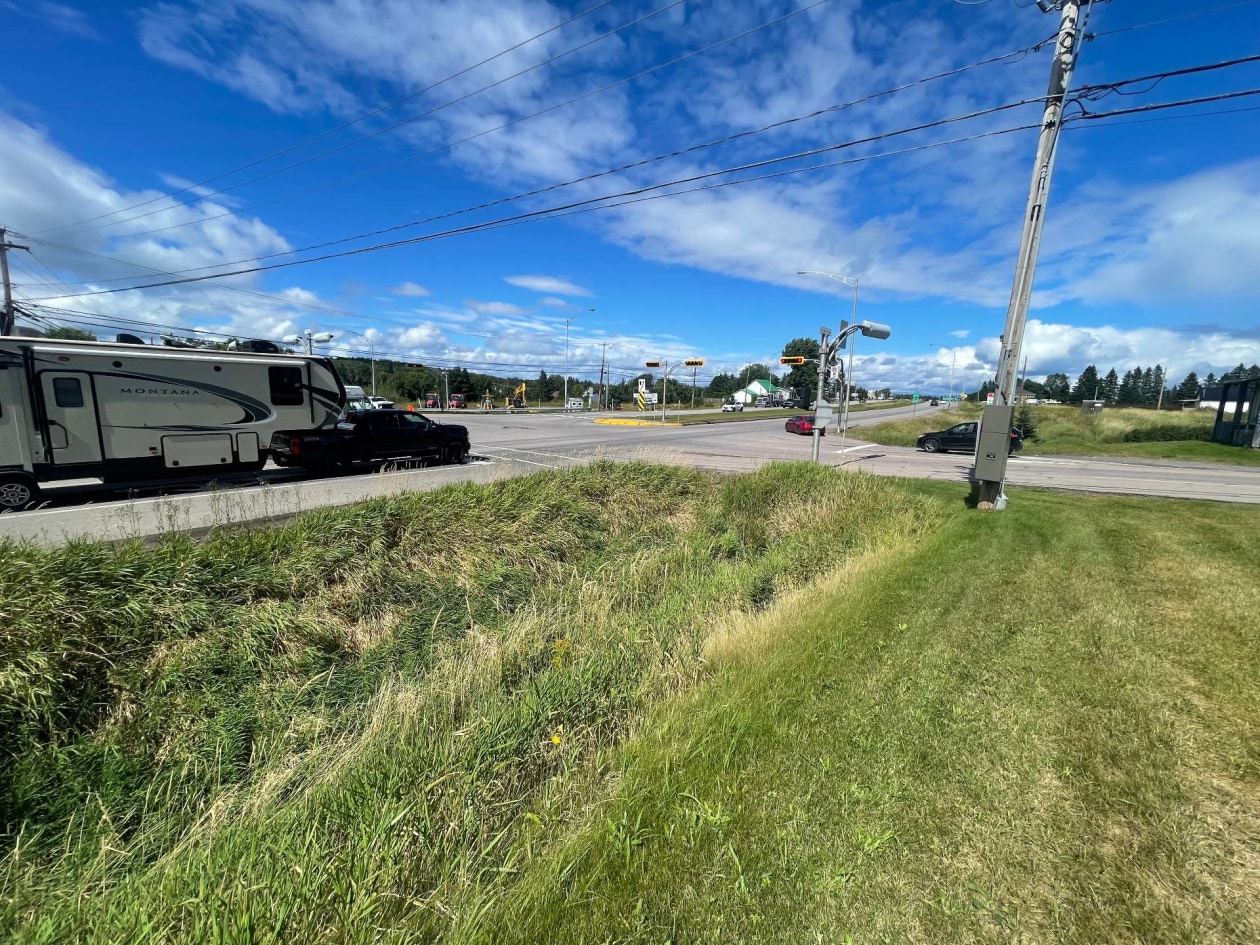 Extérieur — 5799 - 5807, Boul. Talbot, Saguenay (Laterrière), G7N1V9, Saguenay (Laterrière)