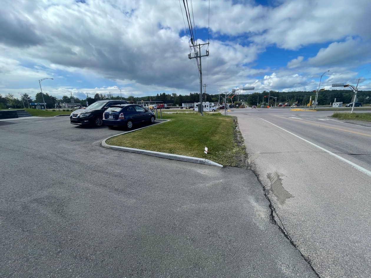 Photo 36 — 5799 - 5807, Boul. Talbot, Saguenay (Laterrière), G7N1V9, Saguenay (Laterrière)