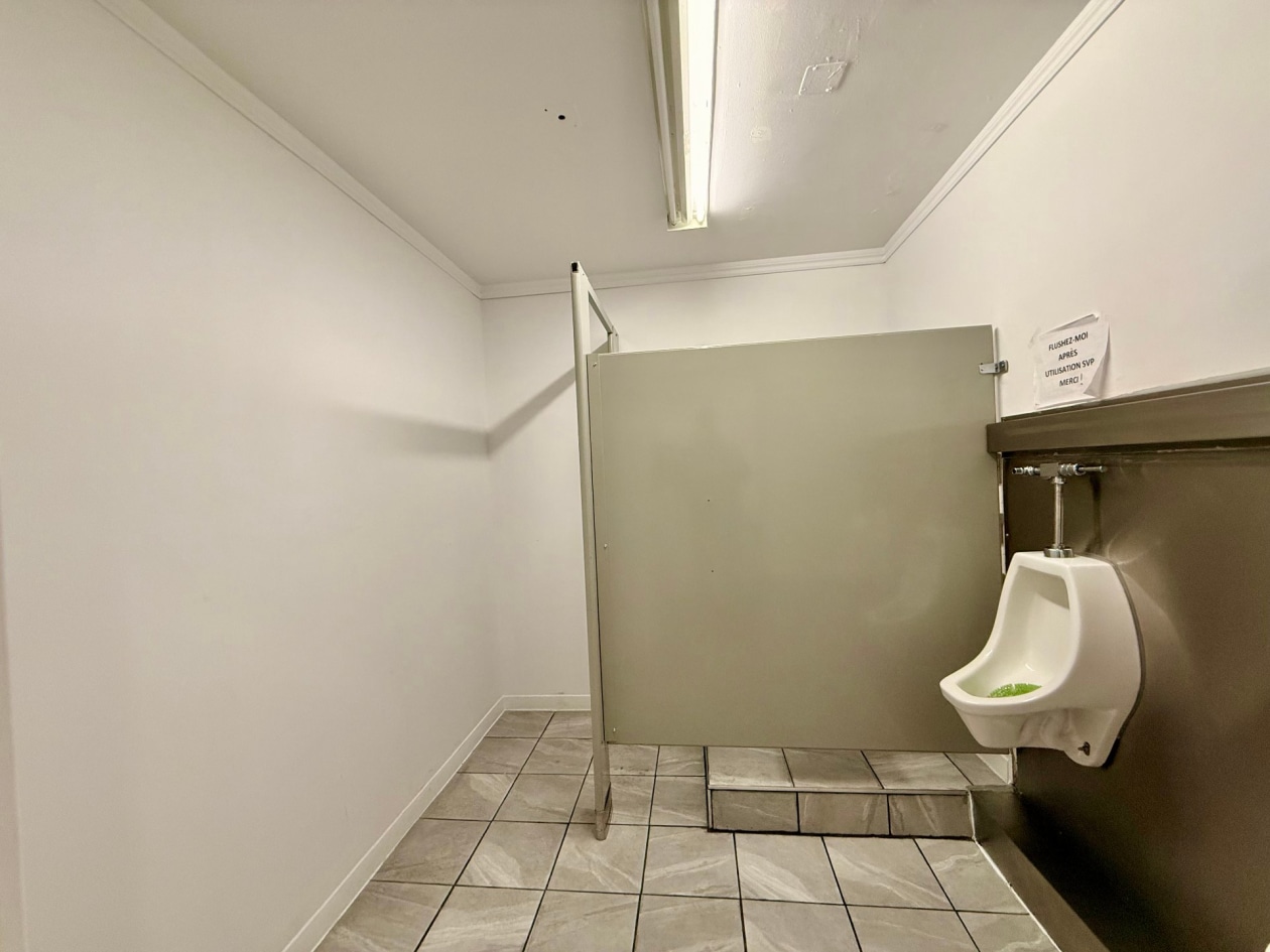 Salle de bains — 2429, Rue St-Dominique, Saguenay (Jonquière), G7X6L1, Saguenay (Jonquière)
