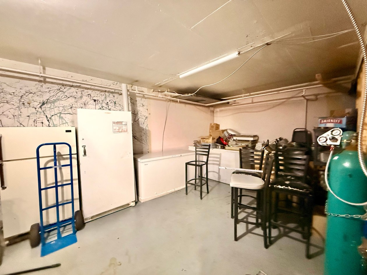 Rangement — 2429, Rue St-Dominique, Saguenay (Jonquière), G7X6L1, Saguenay (Jonquière)