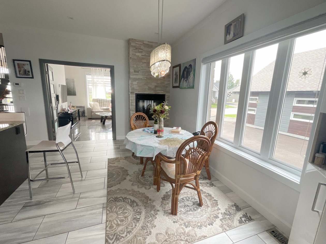 Salle à manger — 1787, Rue Gabriel, Saguenay (Chicoutimi), G7J0G4, Saguenay (Chicoutimi)