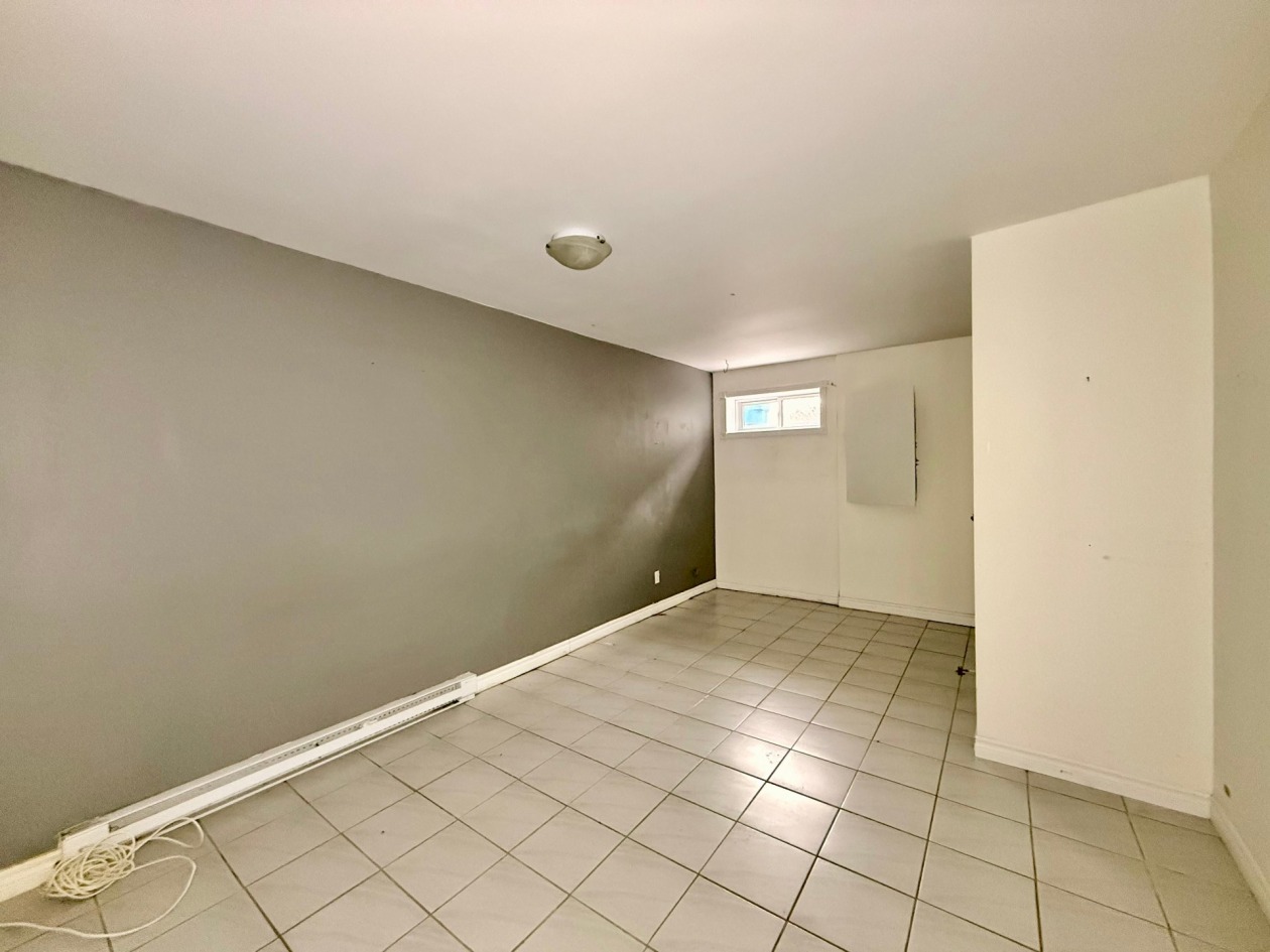 Chambre à coucher principale — 1761, Rue Roussel, Saguenay (Chicoutimi), G7G5H5, Saguenay (Chicoutimi)