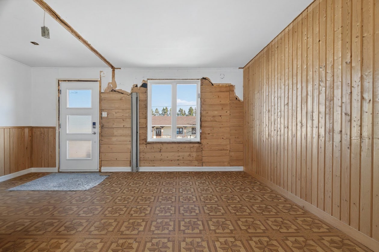Salon — 233, Rue Thériault, Padoue, G0J1X0, Padoue
