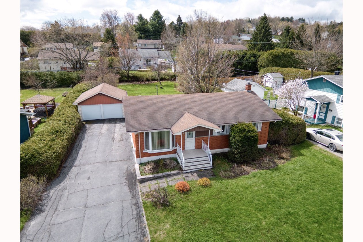 Façade — 770, Rue Thibault, Sherbrooke (Les Nations), J1H3B2, Sherbrooke (Les Nations)