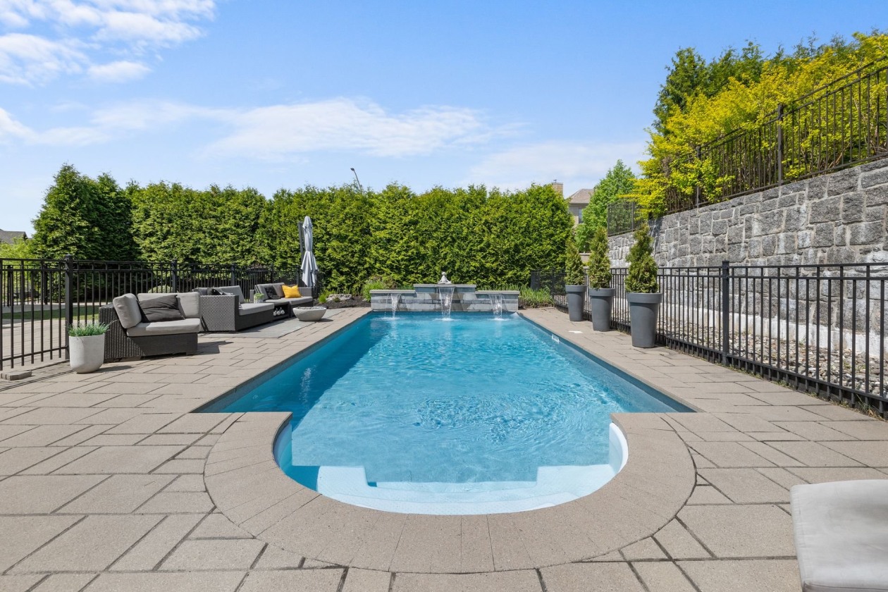 Piscine — 463, Rue de l'Avrillet, Québec (Beauport), G1C0J7, Québec (Beauport)